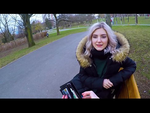 ❤️ Amameza ndalama za mlendo - blowjob paki yolemba Eva Elfie Zigololo pa ife ️❤